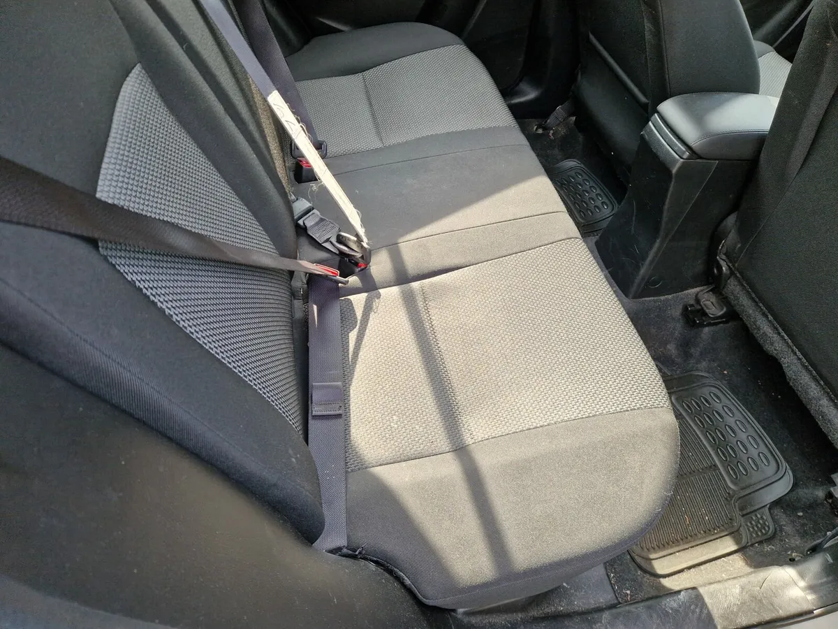 Suzuki sx4 S Cross nct 08/2026 tax 10/2025 - Image 3