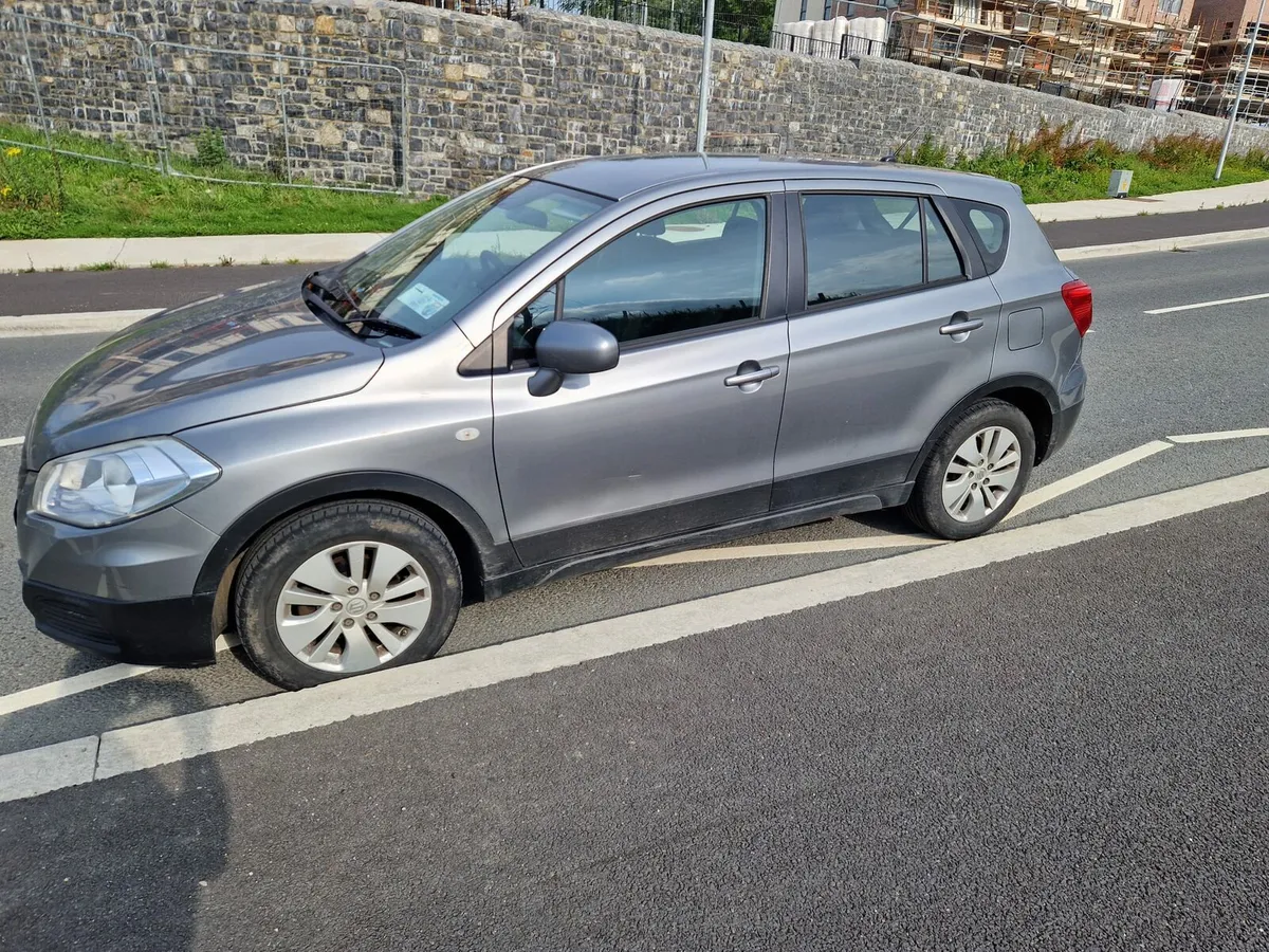 Suzuki sx4 S Cross nct 08/2026 tax 10/2025 - Image 4