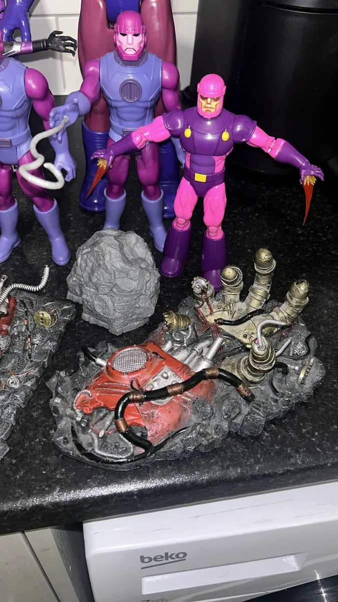 Marvel legends Sentinel Collection - Image 3