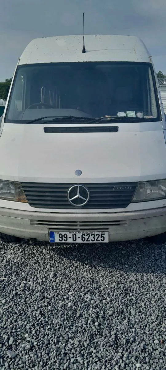 Van - Image 1