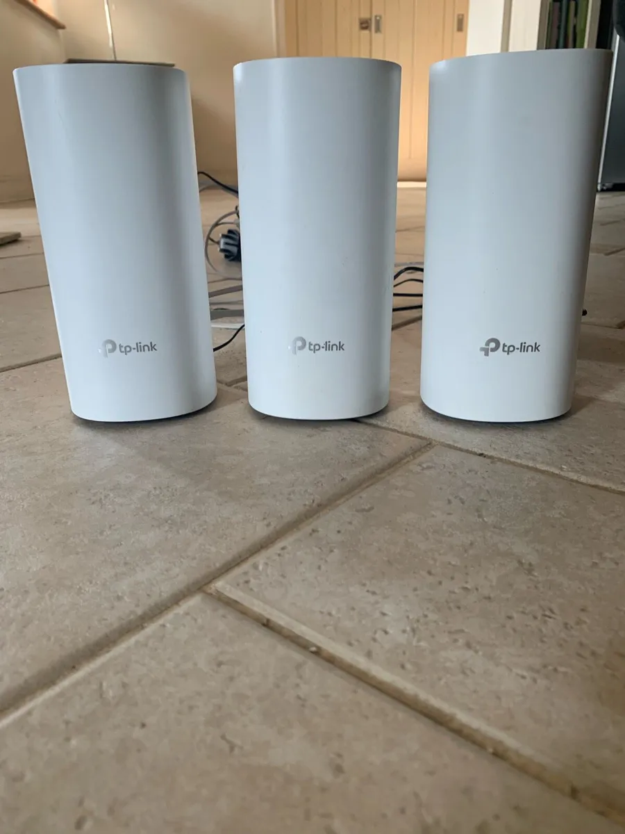 TP Link Deco M4 Mesh Wifi system 3 pack - Image 2