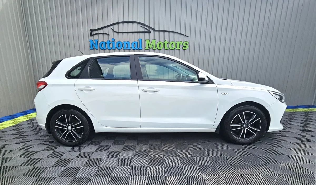 2019 Hyundai i30 Classic 1.6 Crdi Diesel - Image 2
