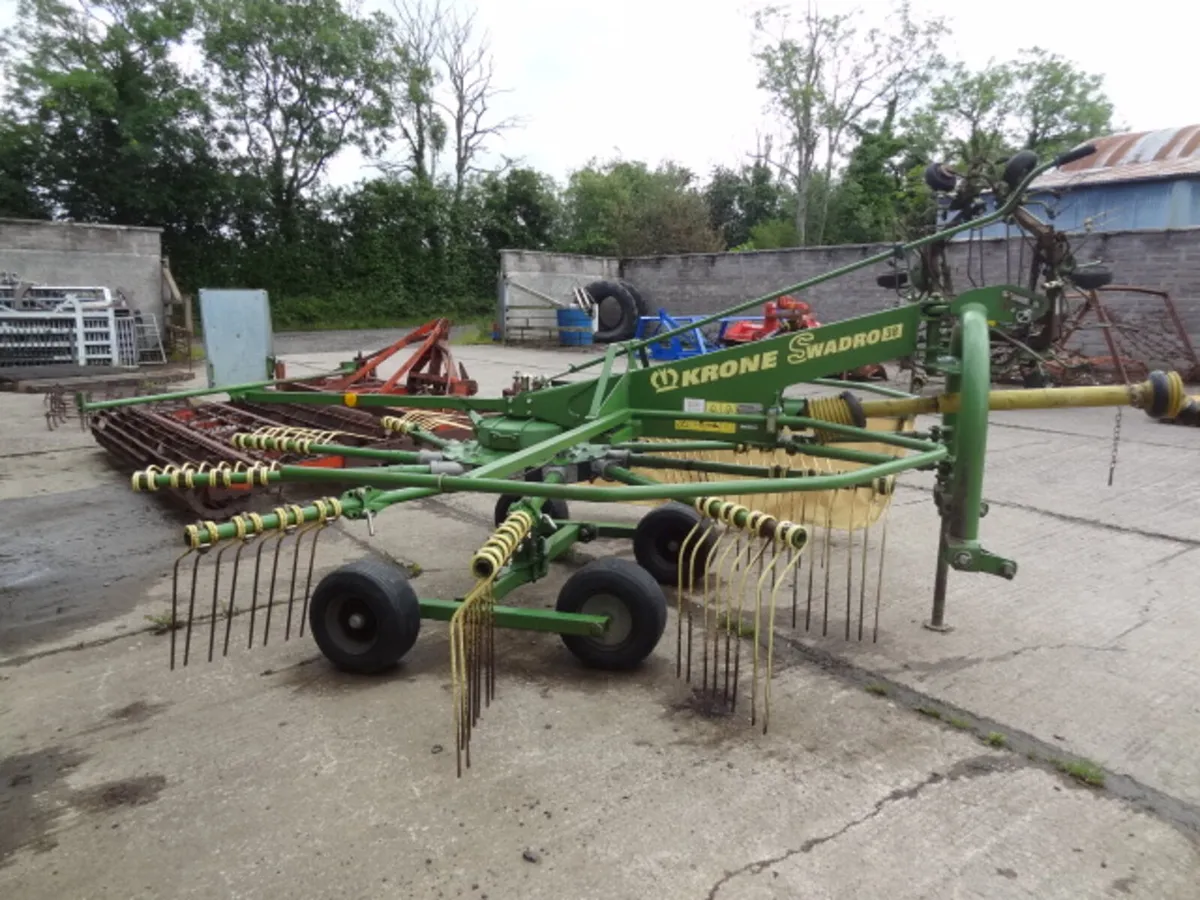 Krone Swadro 38 Single Rotor Rake - Image 4