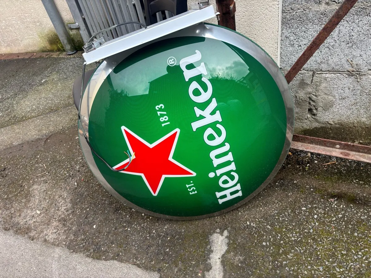 Heineken sign light up - Image 1
