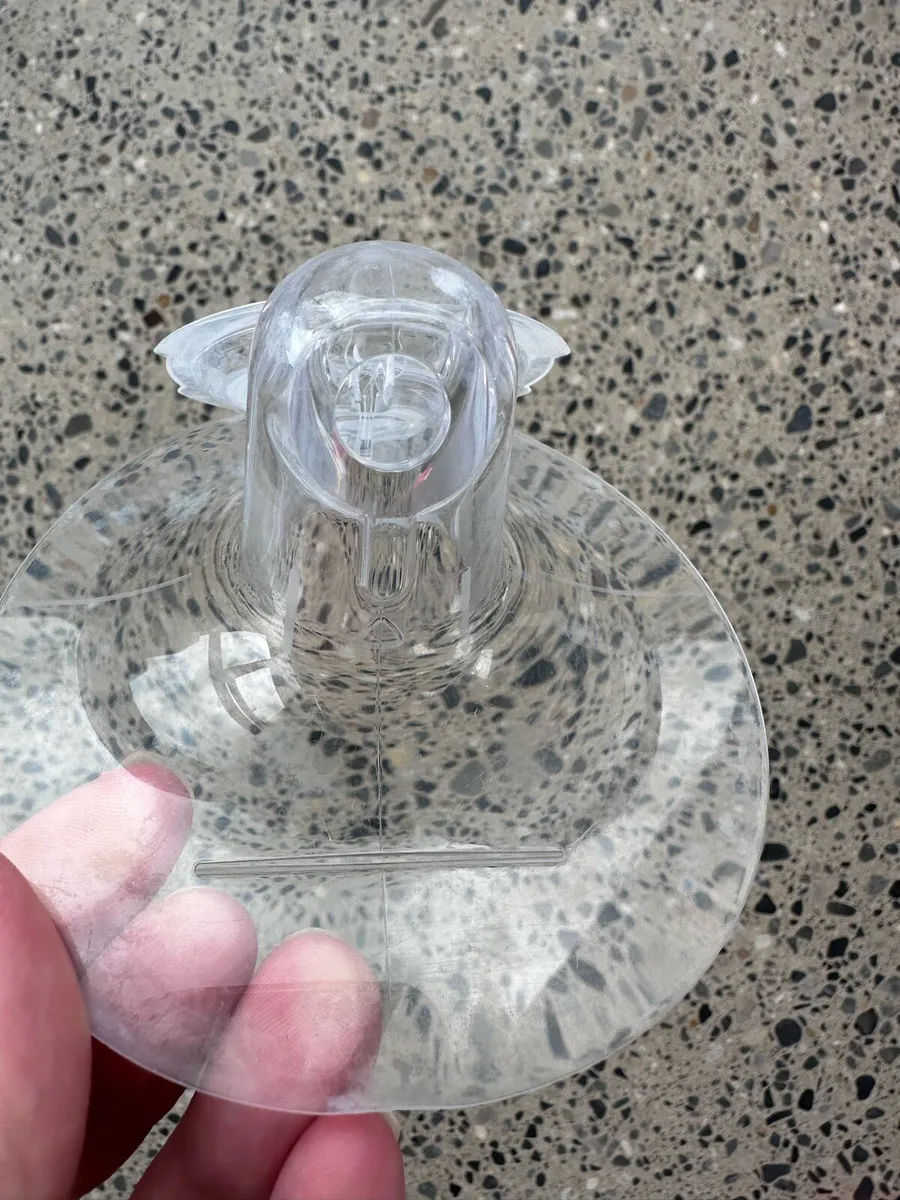 Elvie double breast pump - Image 4