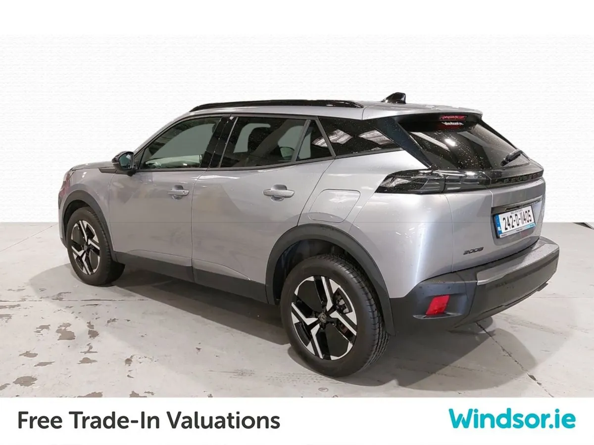 Peugeot 2008 1.2 Puretech 100bhp Allure - Image 3