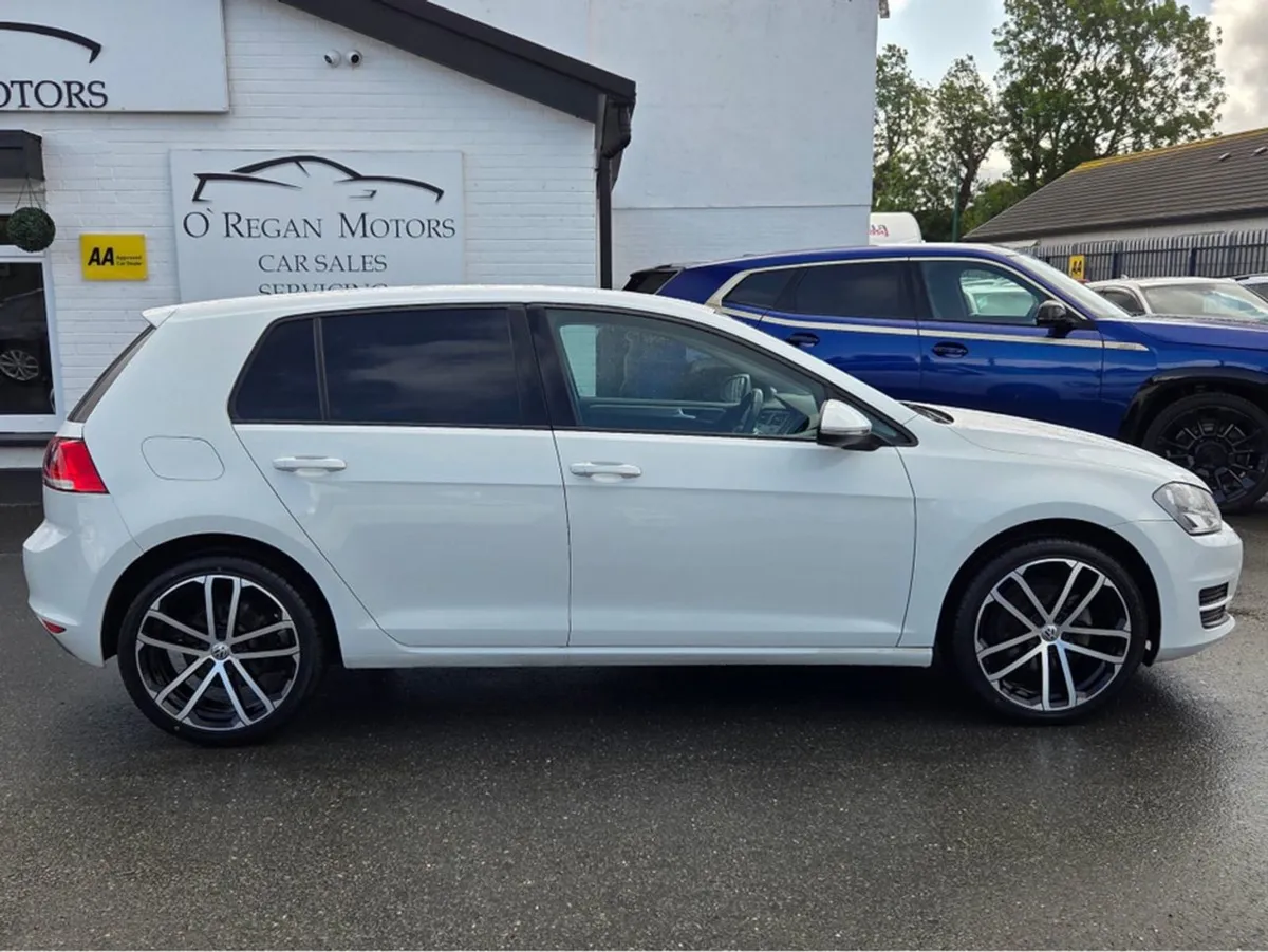 Volkswagen Golf 1.2 TSI Trendline Auto - Image 2