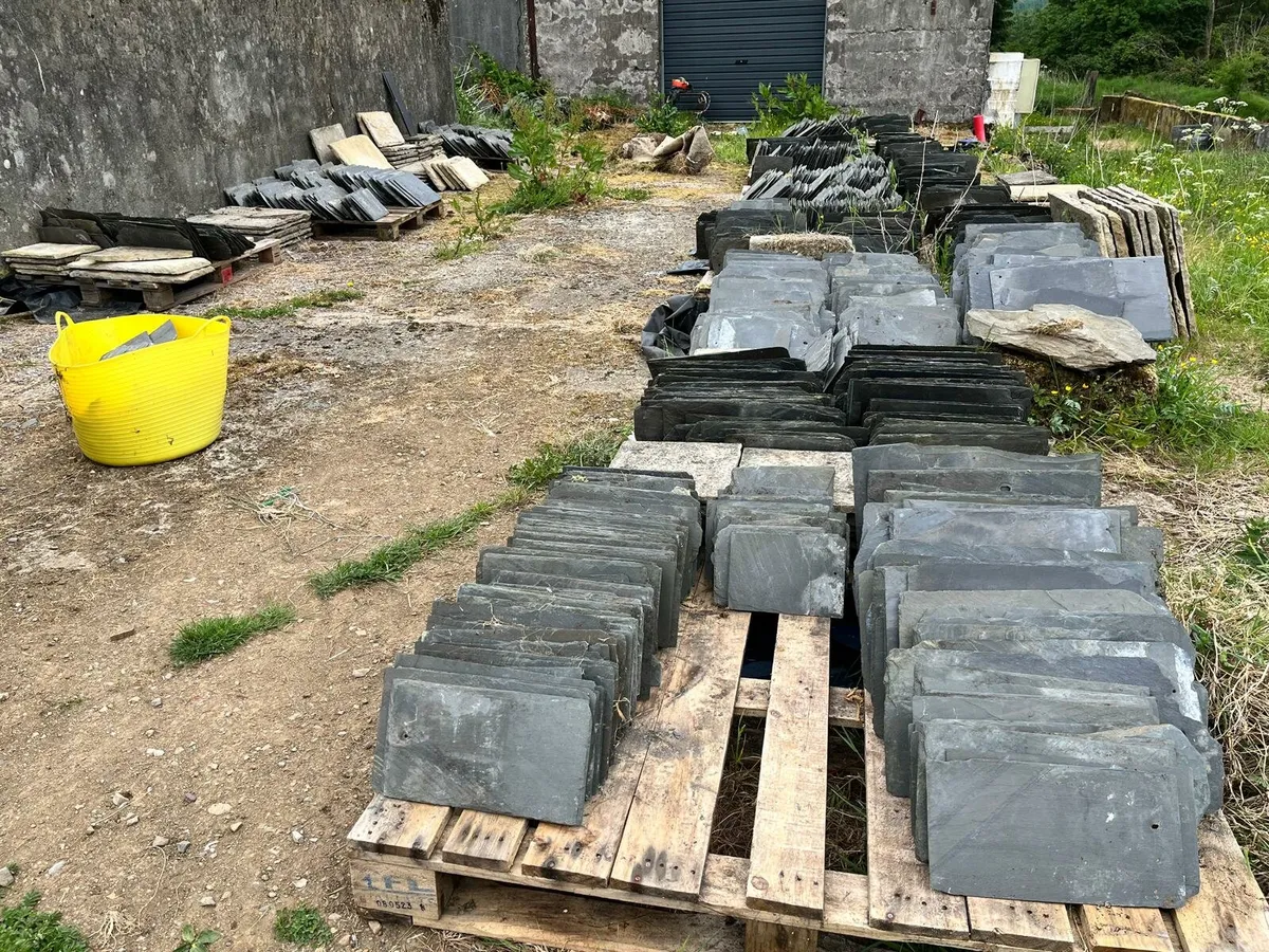 Old slates approx 2500 - Image 1