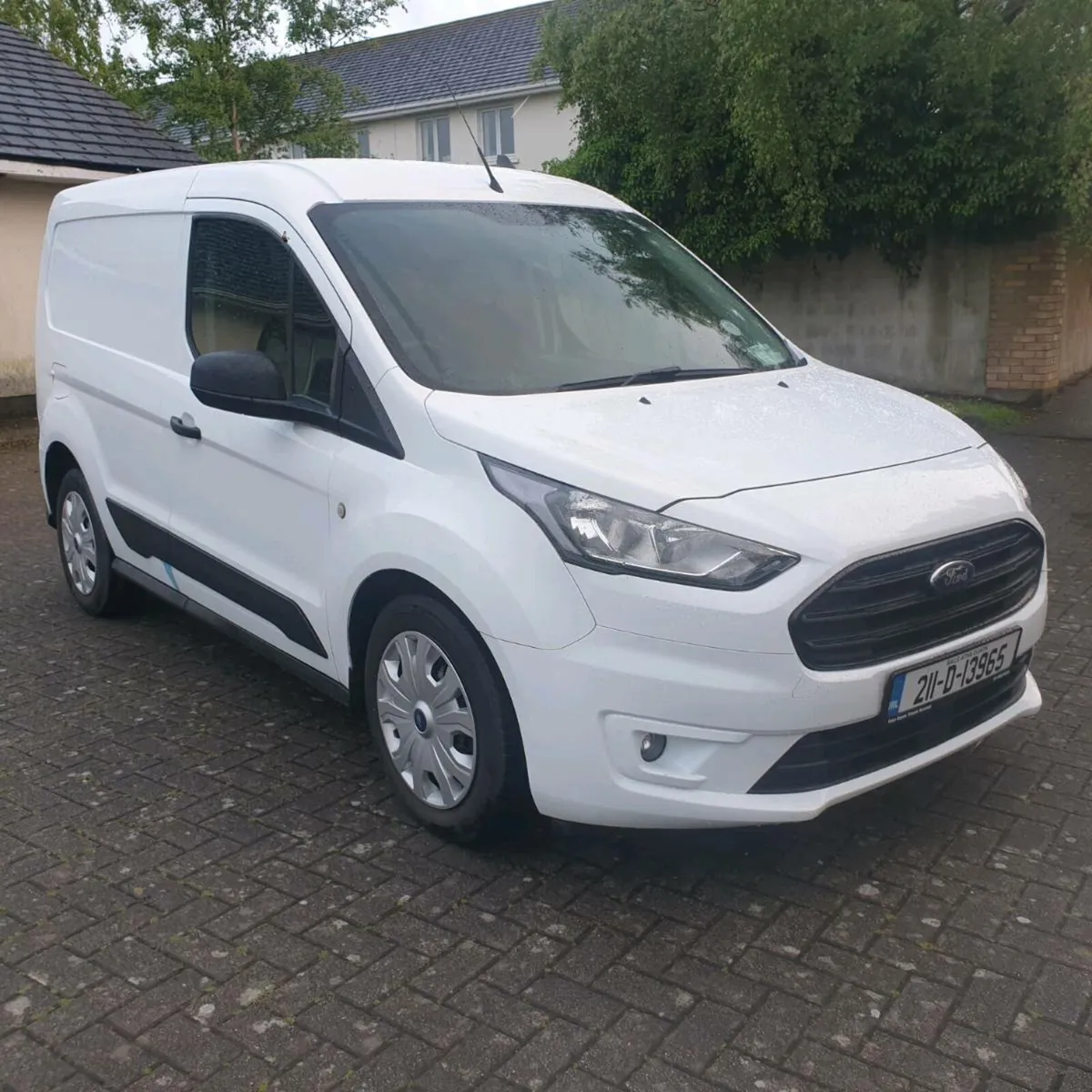 211 Ford Transit Connect Trendline 120PS 3 - Image 1
