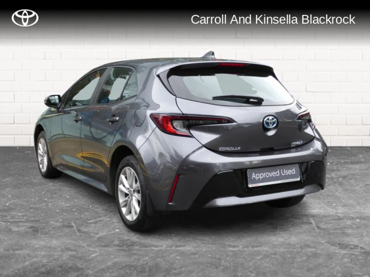 Toyota Corolla Hybrid Luna HB - Image 2