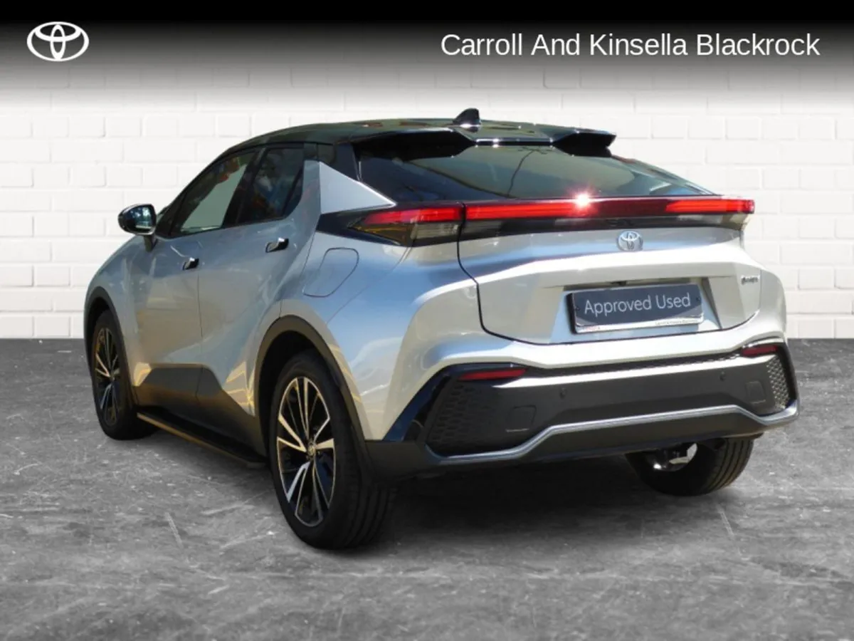 Toyota C-HR Phev Sol - Image 2