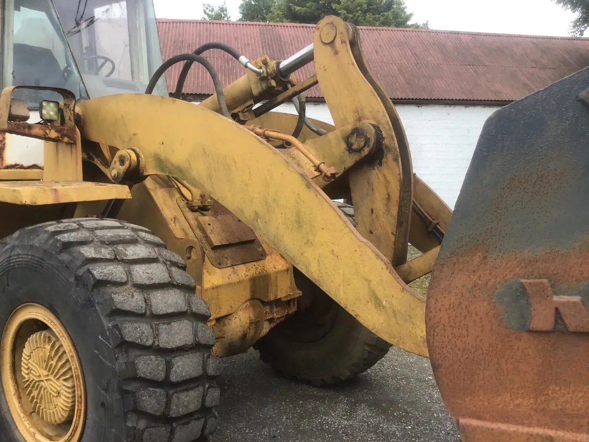 Loading shovel - Image 3