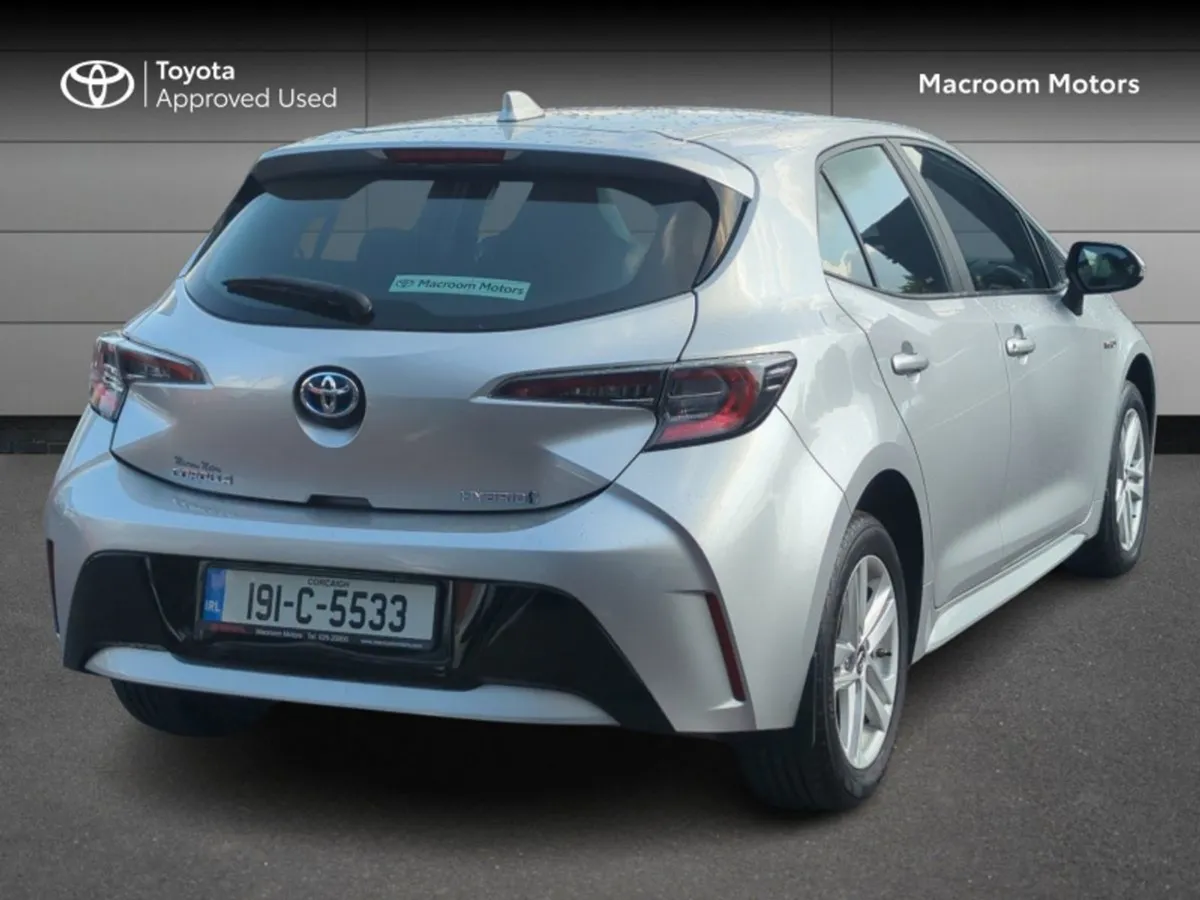 Toyota Corolla Luna H/B 4DR Auto Hybrid - Image 2