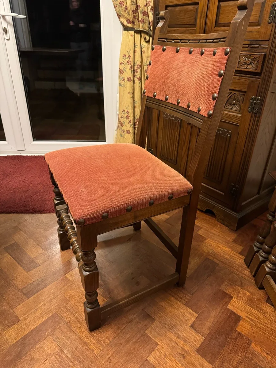 Dining room table and 8 Chairs - Image 3