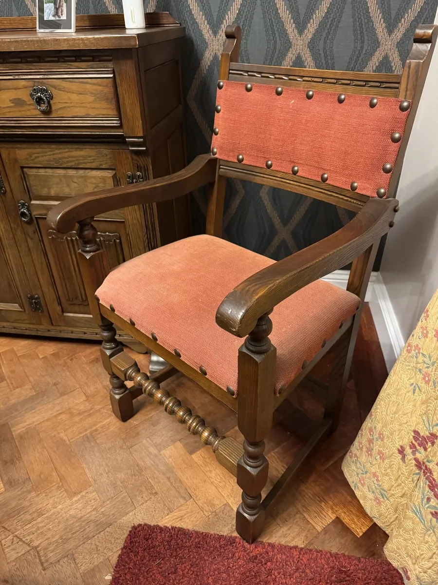 Dining room table and 8 Chairs - Image 4