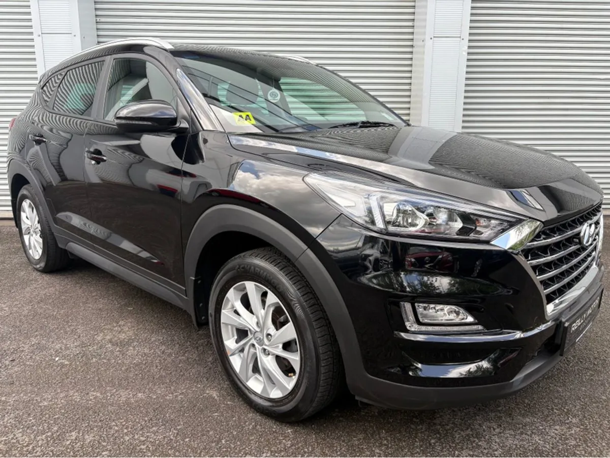 Hyundai Tucson 1.6 Petrol Executive - Image 1