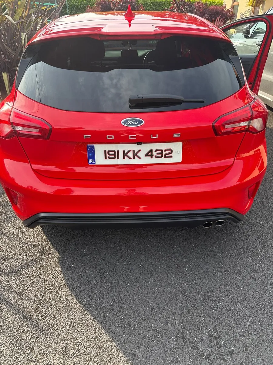 2019 Ford focus ST- line - Image 4