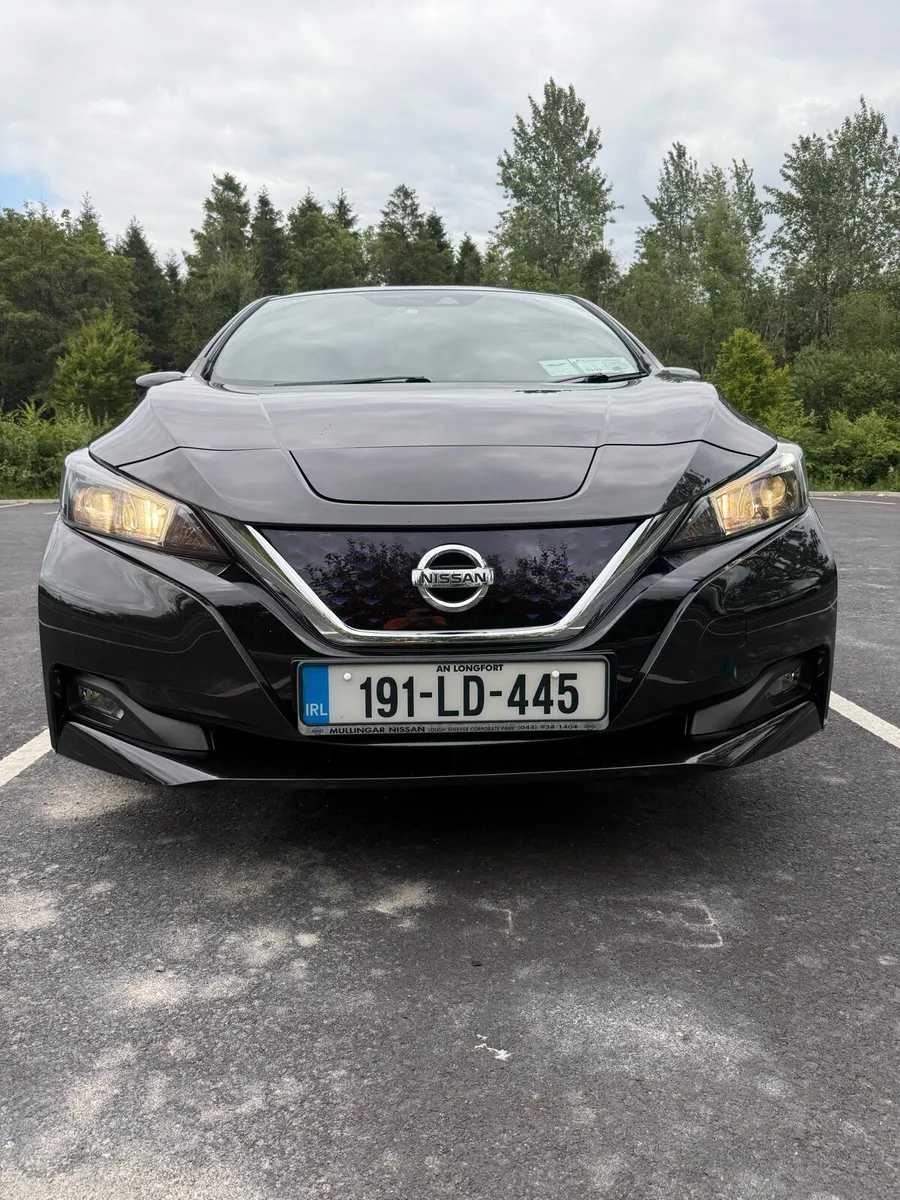 Nissan Leaf 40 KWh SV - Image 1