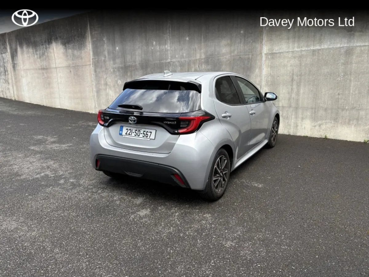 Toyota Yaris L/sport Mobile HYB Mono 4DR Auto - Image 2