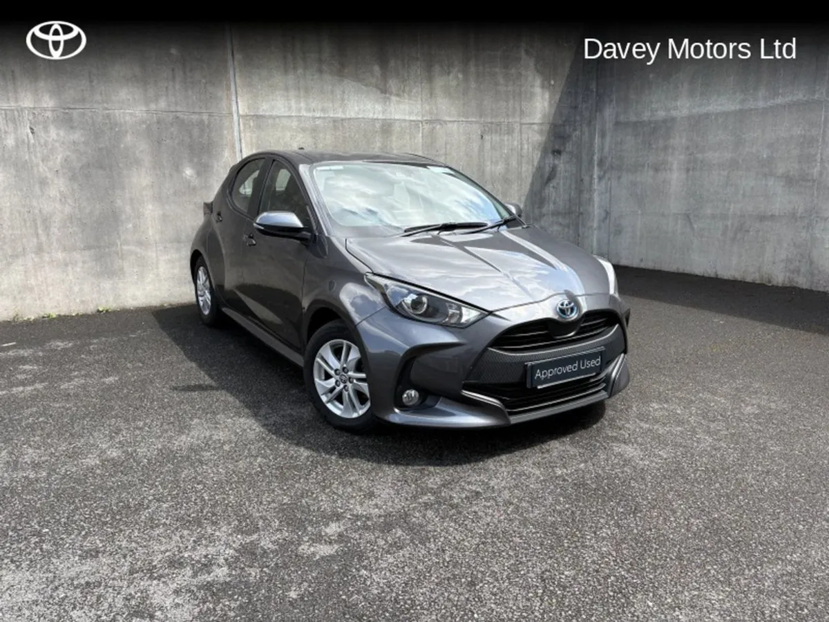 Toyota Yaris 1.5 Hybrid Luna 4DR Auto - Image 1