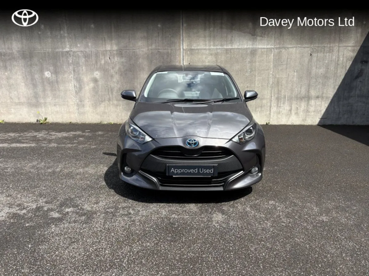 Toyota Yaris 1.5 Hybrid Luna 4DR Auto - Image 4