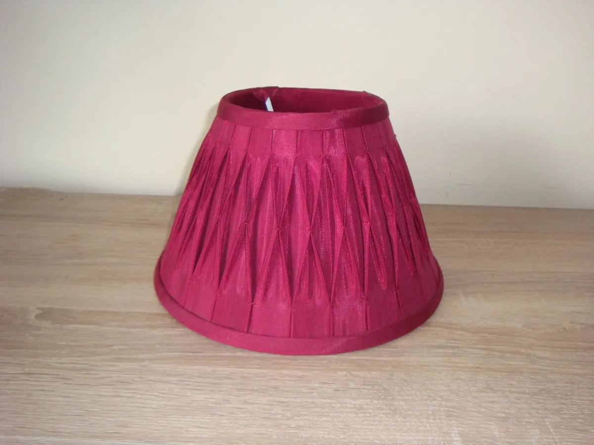 Burgundy red wine fabric lamp shade - Image 1