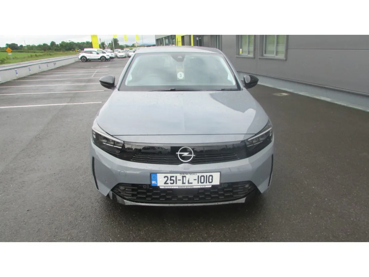 Opel Corsa Elegnce 1.2 Petrol - Image 4