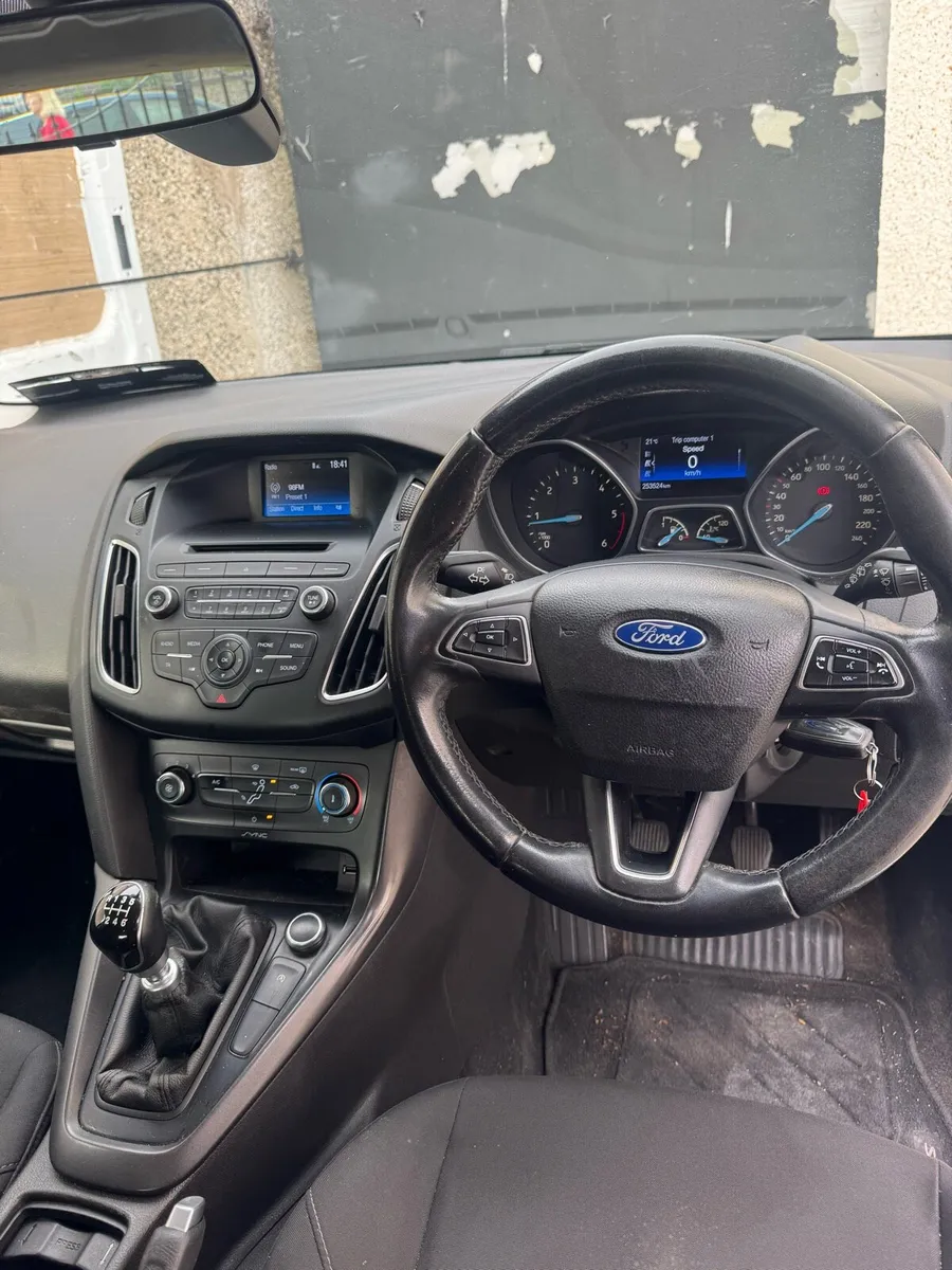 2015 Ford Focus - Image 4