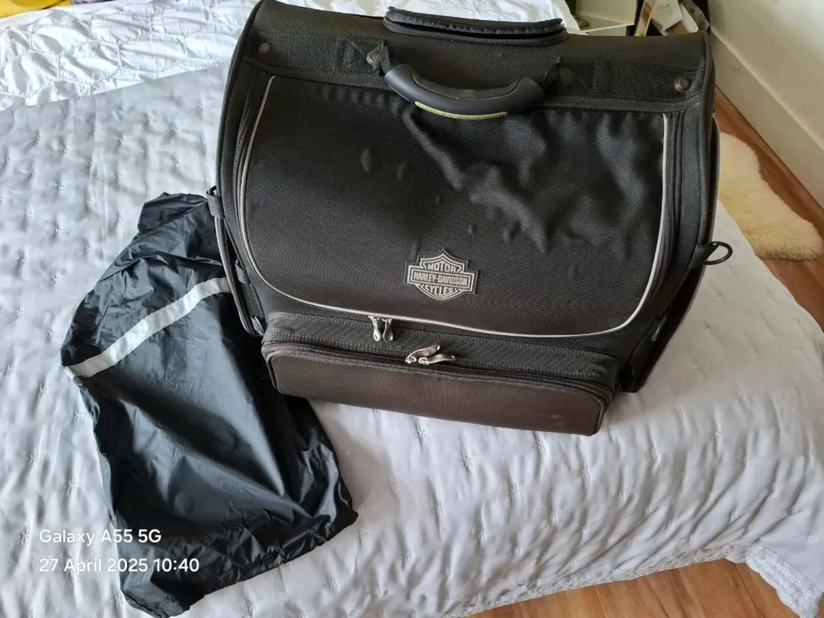 HARLEY DAVIDSON LUGGAGE AND WINDSCREEN - Image 3