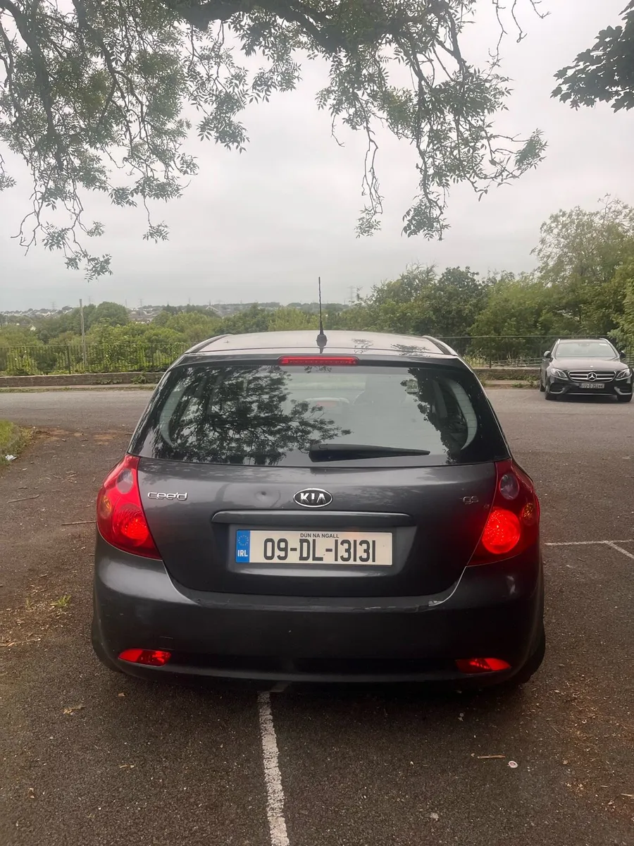 Car - Image 2