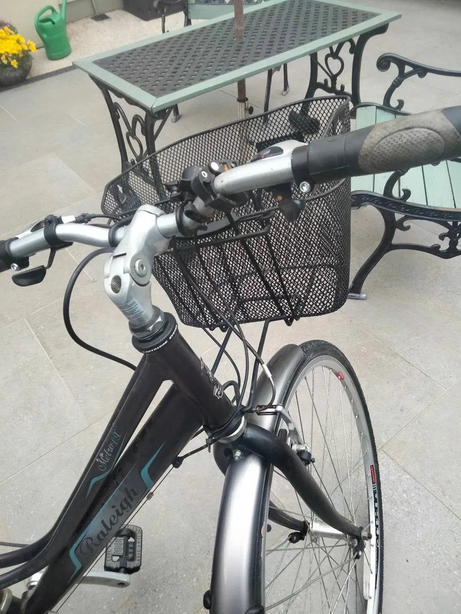 Raleigh Pioneer Ladies Bike Step tru - Image 4