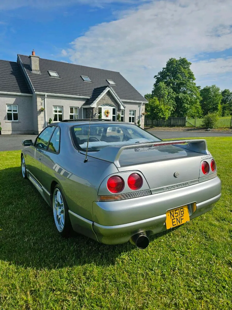 Nissan Skyline R33 gtst Spec 2 - Image 4