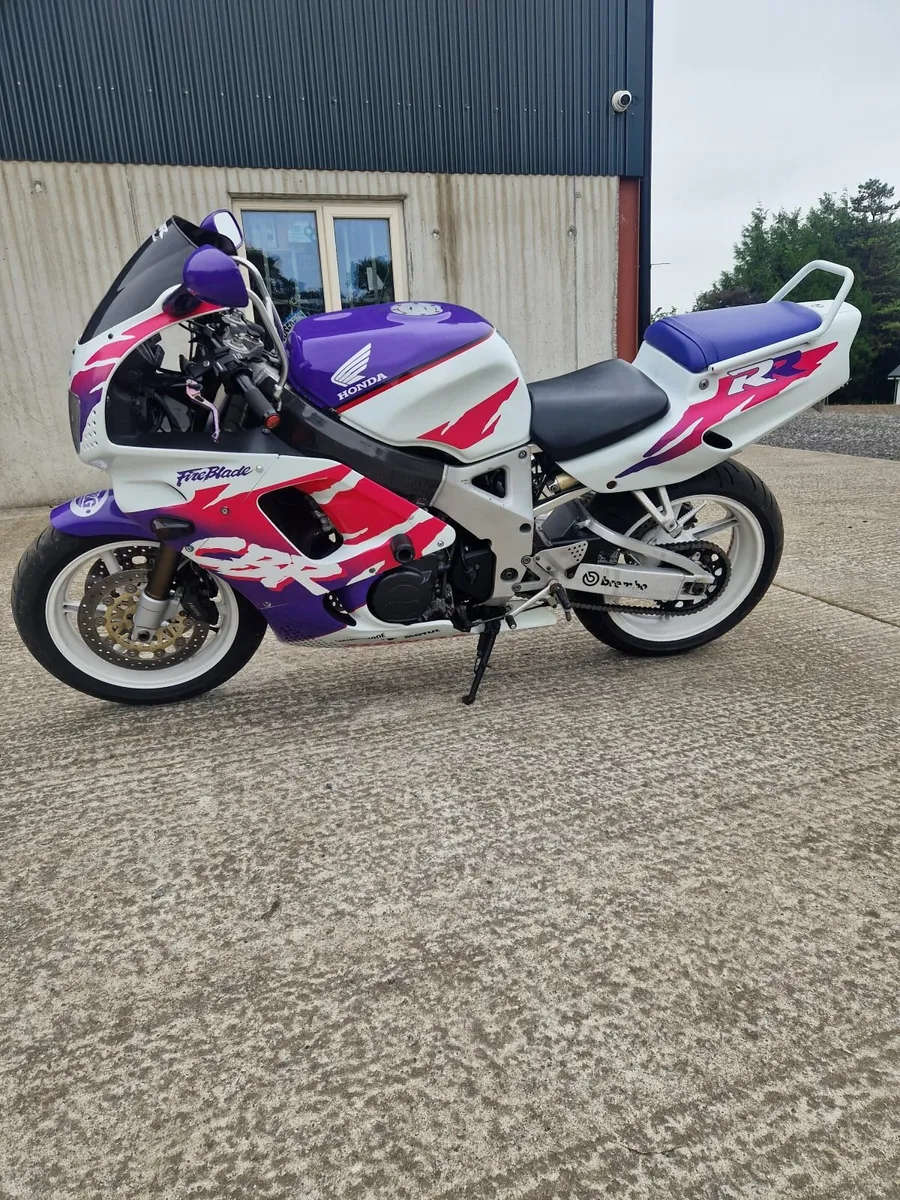 Honda cbr fireblade. 1994 - Image 2