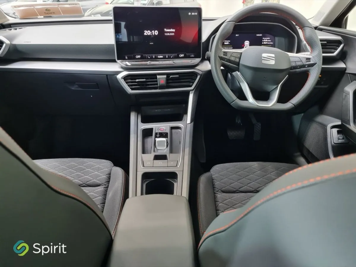 SEAT Leon 1.5tsi 204bhp E-hybrid Dsg 0  PCP Avail - Image 4