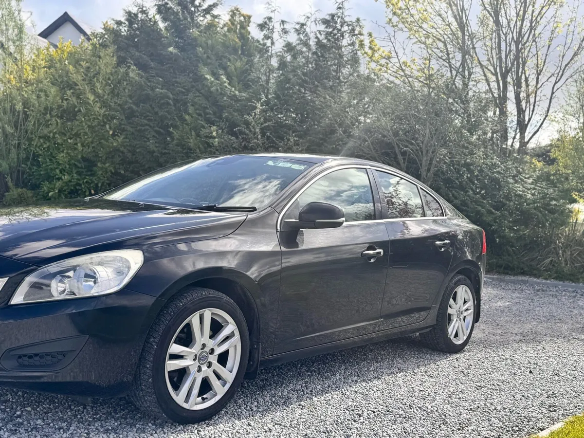 Volvo s6@ - Image 2