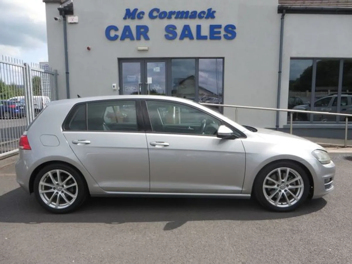 Volkswagen Golf 1.4 TSi Highline DSG - Image 2