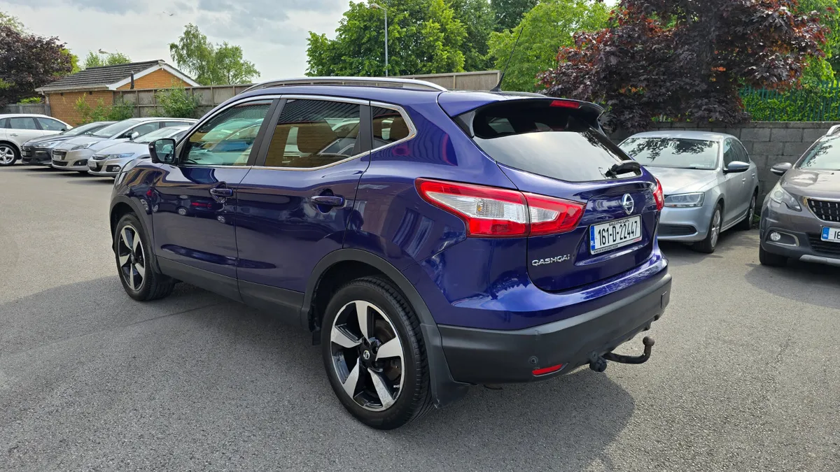 2016,Nissan Qashqai 1.2 SVE CVT AUTO Premium 4DR, - Image 4