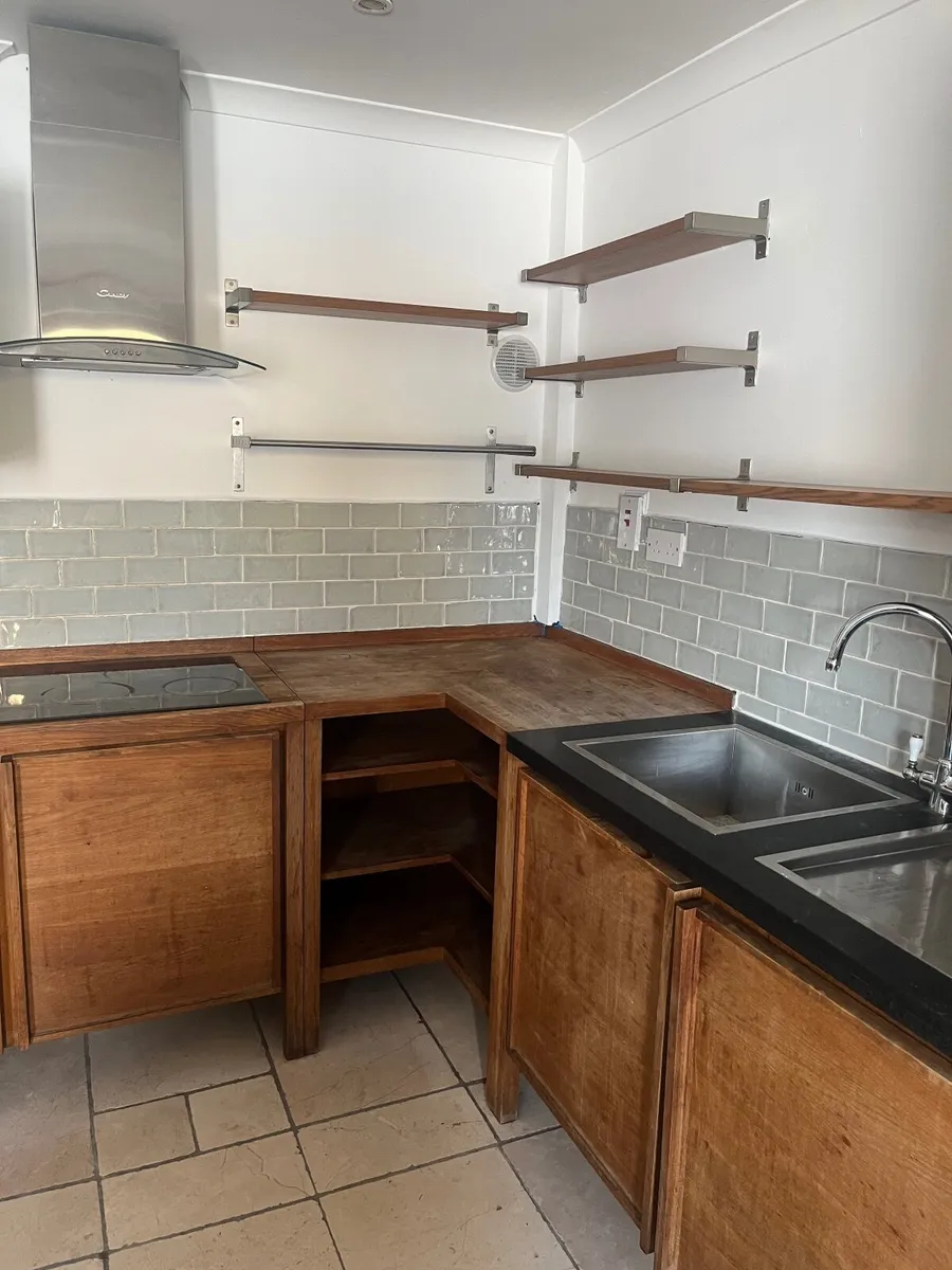 Kitchen - Image 2