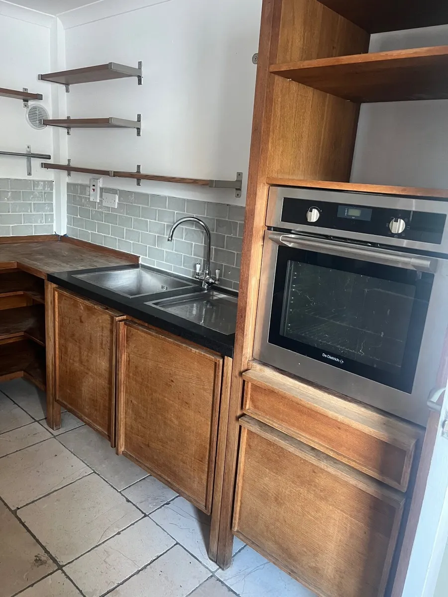 Kitchen - Image 4