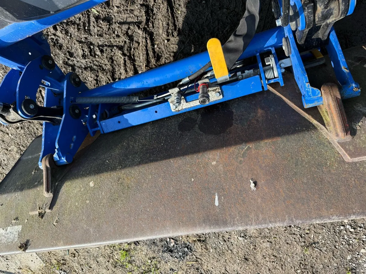 Front Loader Bucket - Image 3