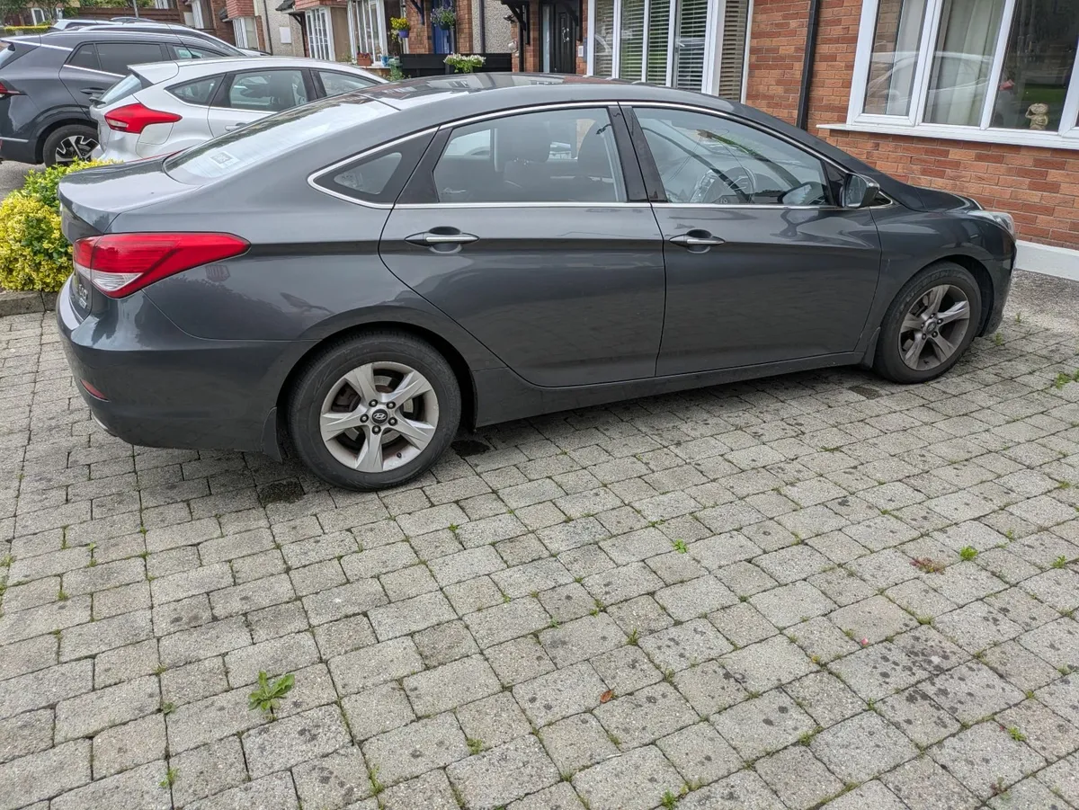Hyundai i40 2012 Automatic - Image 4