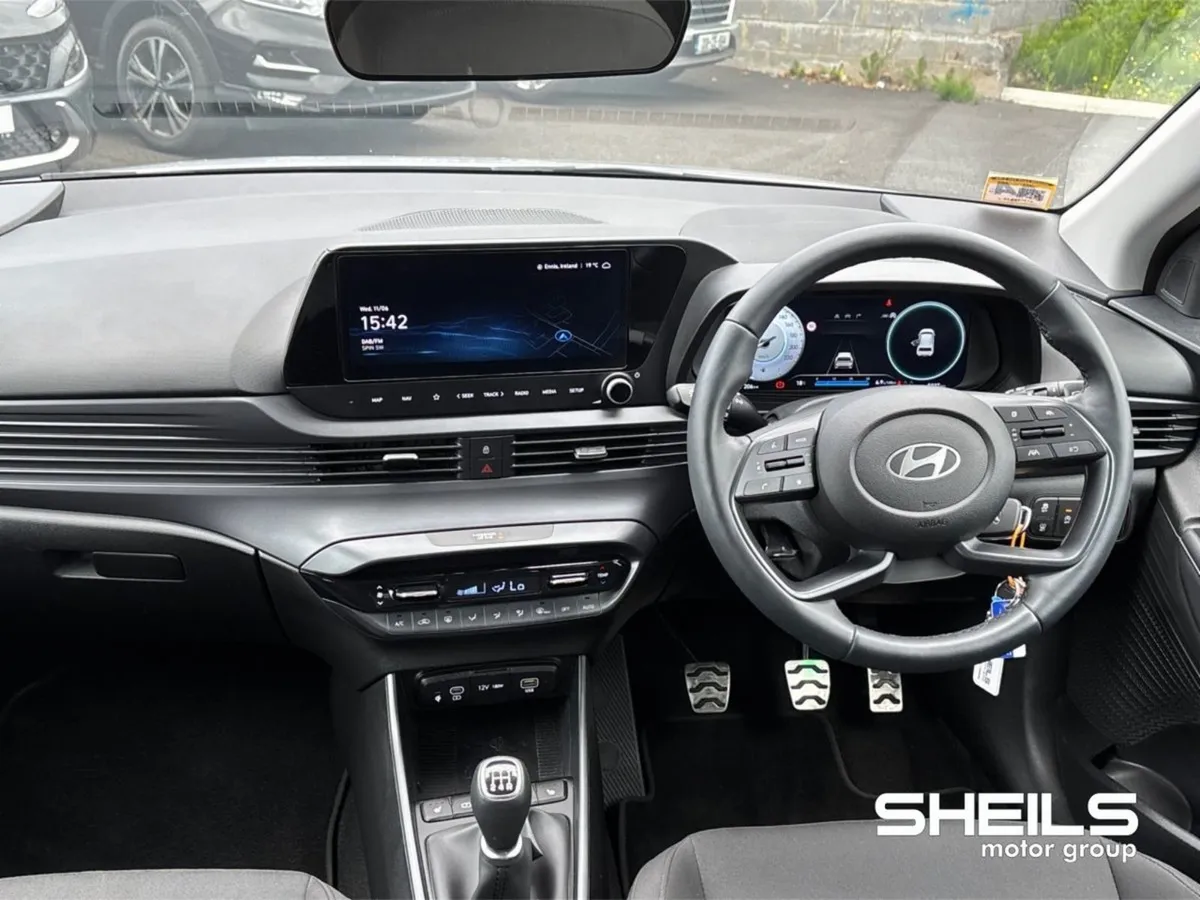 Hyundai Bayon Executive  EX Demo - Image 3