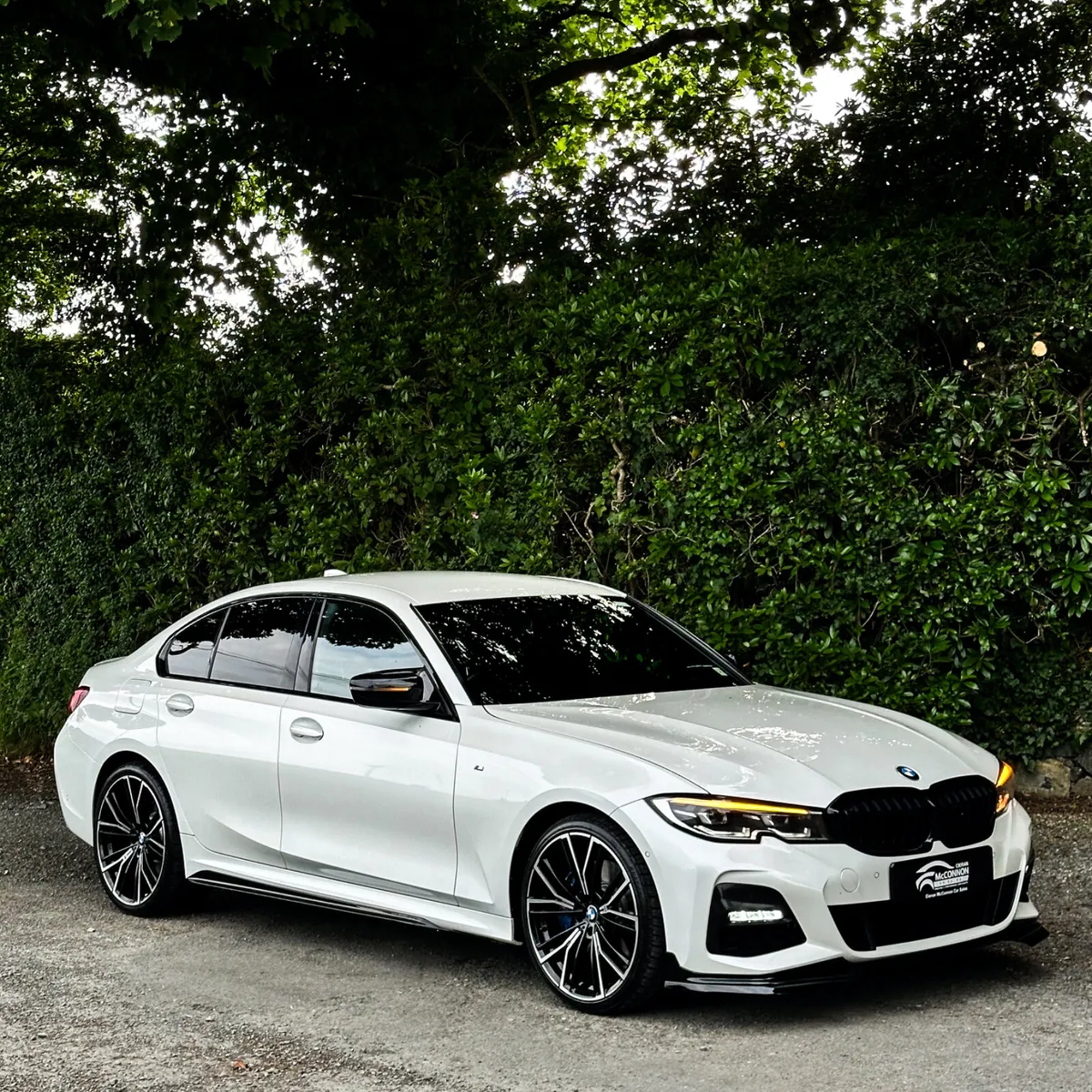 2020 (202)  BMW 330e M-SPORT PRO EDITION 290BHP - Image 1