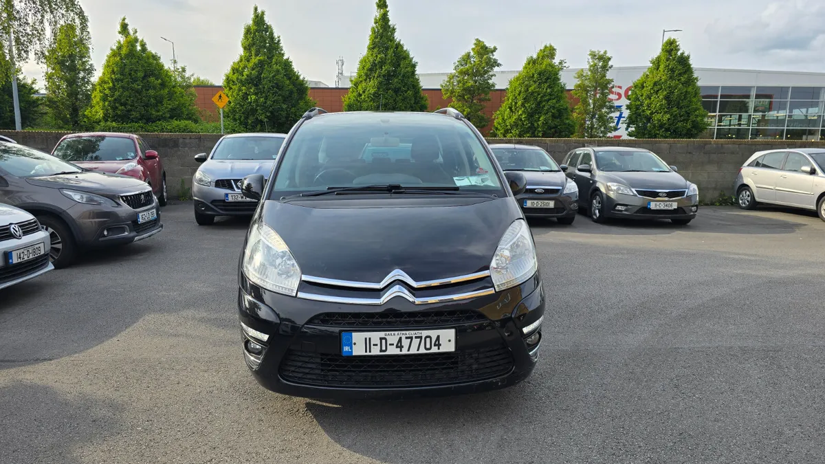 Citroen C4 Picasso Grand 1.6 HDI VTR,Auto,1 Owner - Image 2