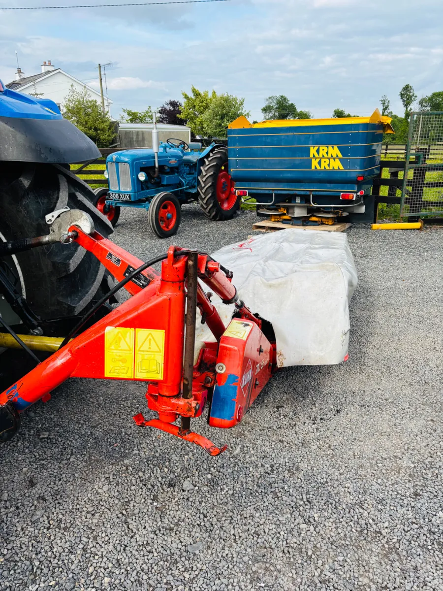 Kuhn Disc Mower - Image 3