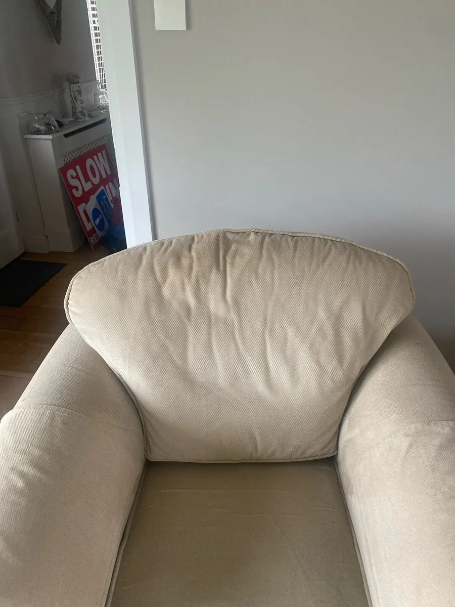 Armchair - Image 3