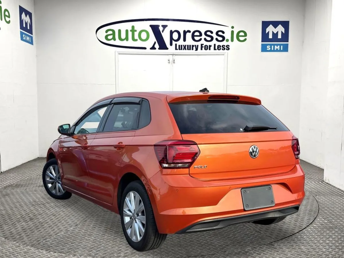 Volkswagen Polo 1.0 TSI High Line Automatic  Reve - Image 3