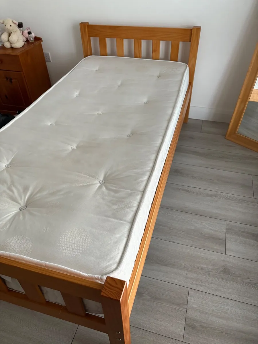 Bed - Image 3