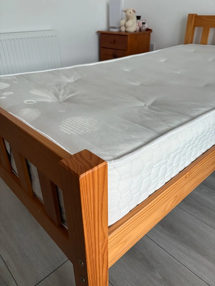 Bed - Image 4