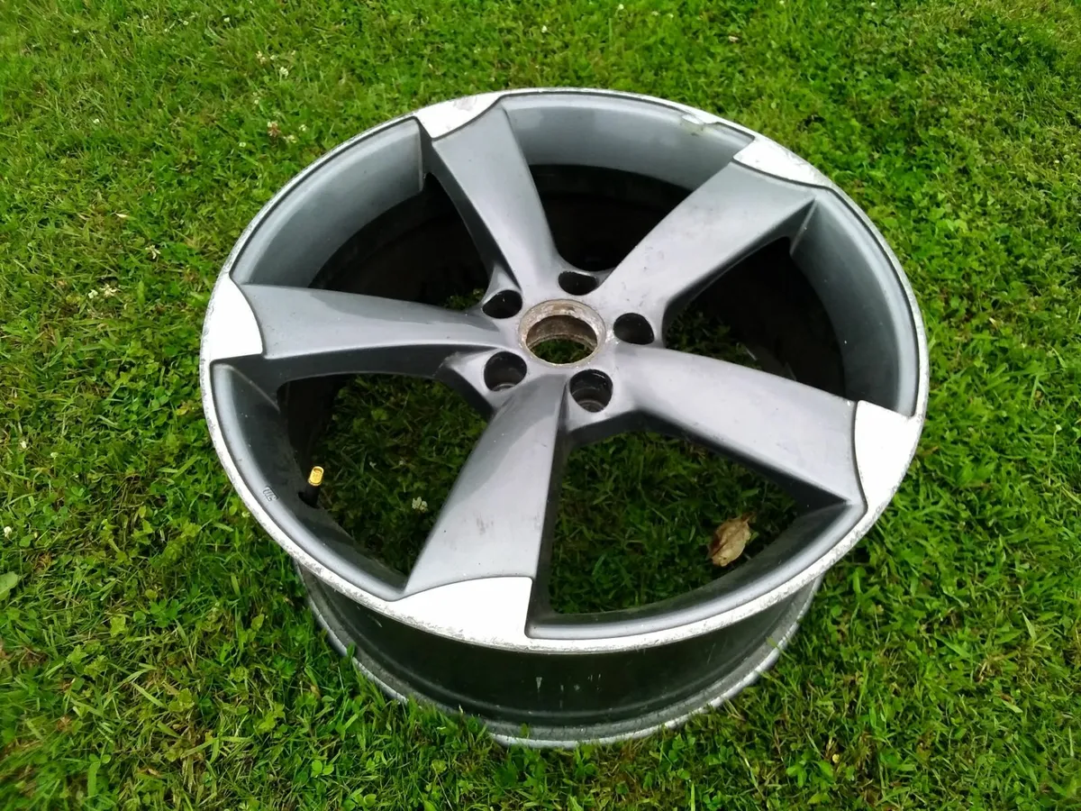 19"  TTRS alloy spare  5x112 - Image 2
